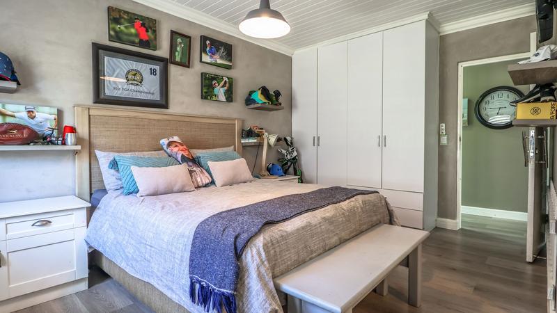 5 Bedroom Property for Sale in Num Num Cape Estate Western Cape